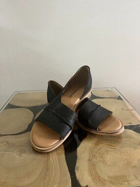 Lucky Brand Fentin Sandals | Women's Black Leather Open Toe Flats